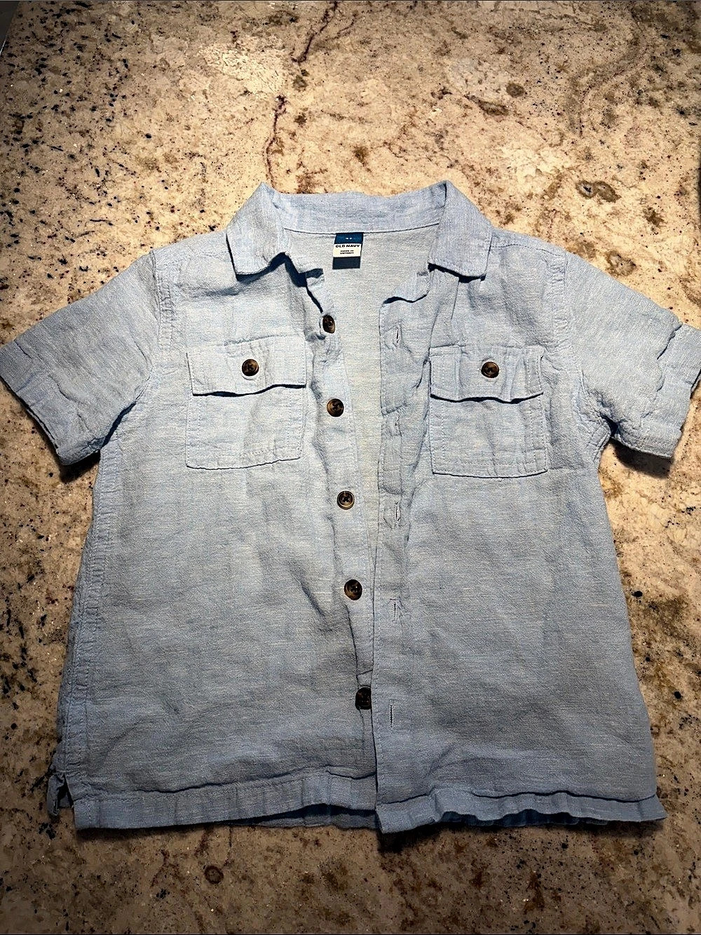 Old Navy Short Sleeve Button Down in Blue